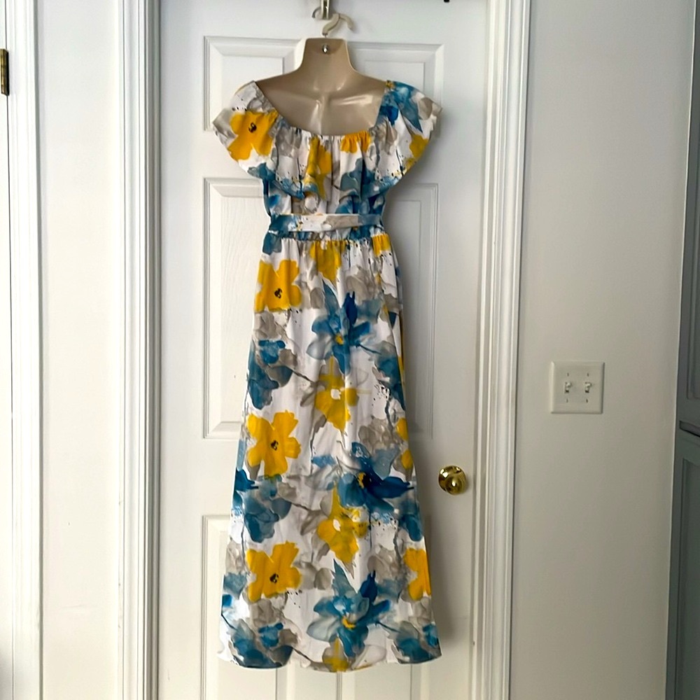 Floral Off The Shoulder Maxi Dress - Picture 2 of 4